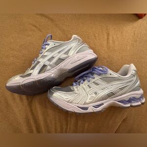 Kith ASICS silver surfers size 6.5 in men’s and 8 in women’s